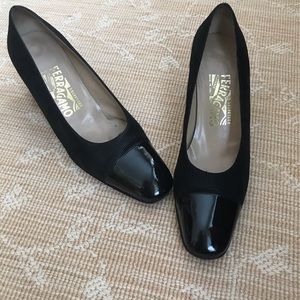 Elegant, dignified heels!